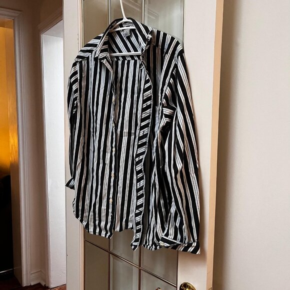 Unisex cool medium button up striped shirt - Picture 3 of 4
